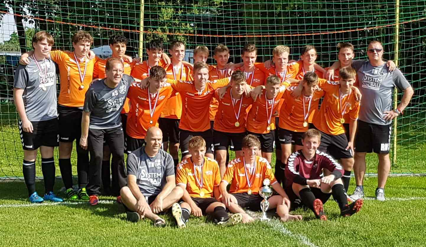 2019-B-Pokal-alles-3